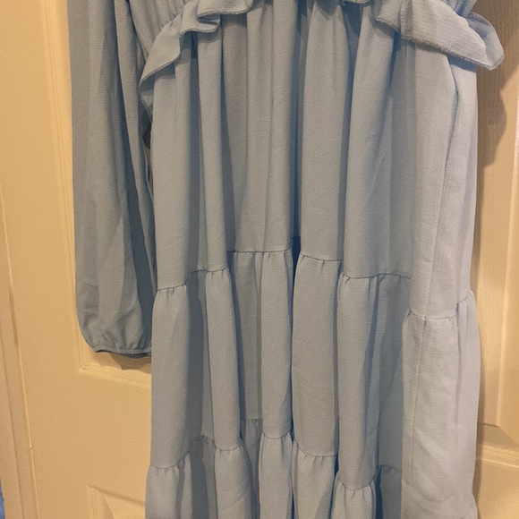 Boohoo Dress Light (Baby) Blue Size 22. - Picture 4 of 4